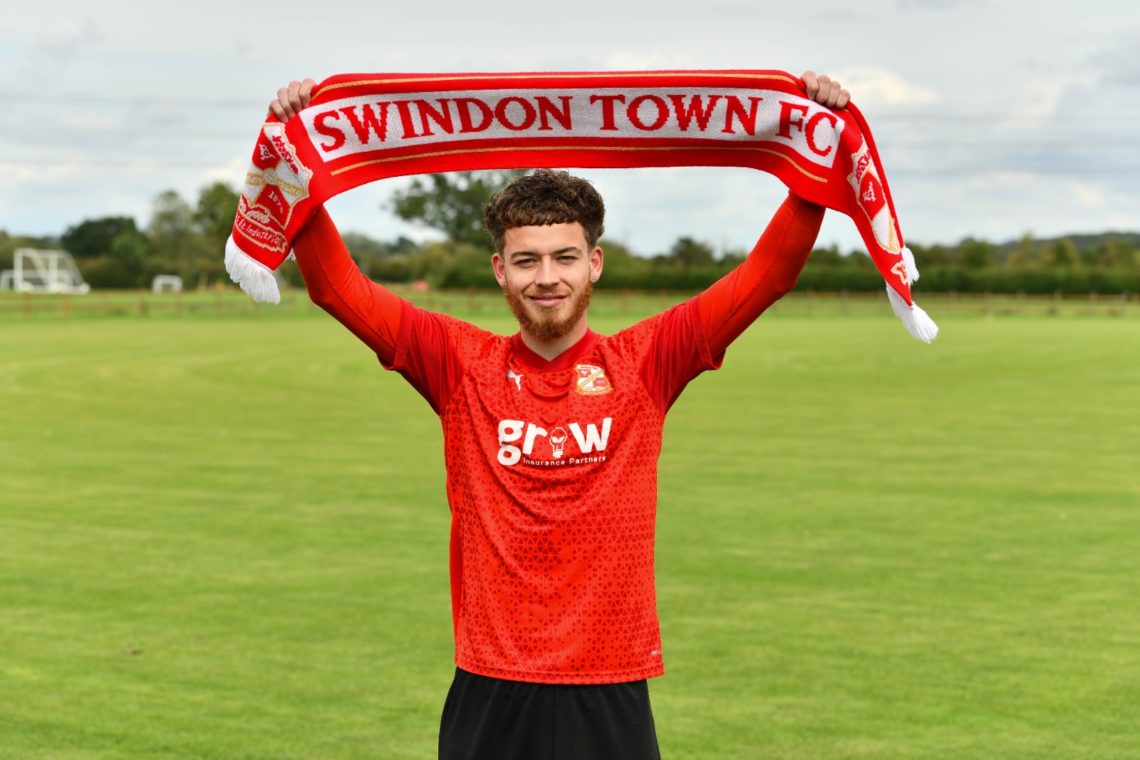 Swindon Town confirm the signing of former Bournemouth defender